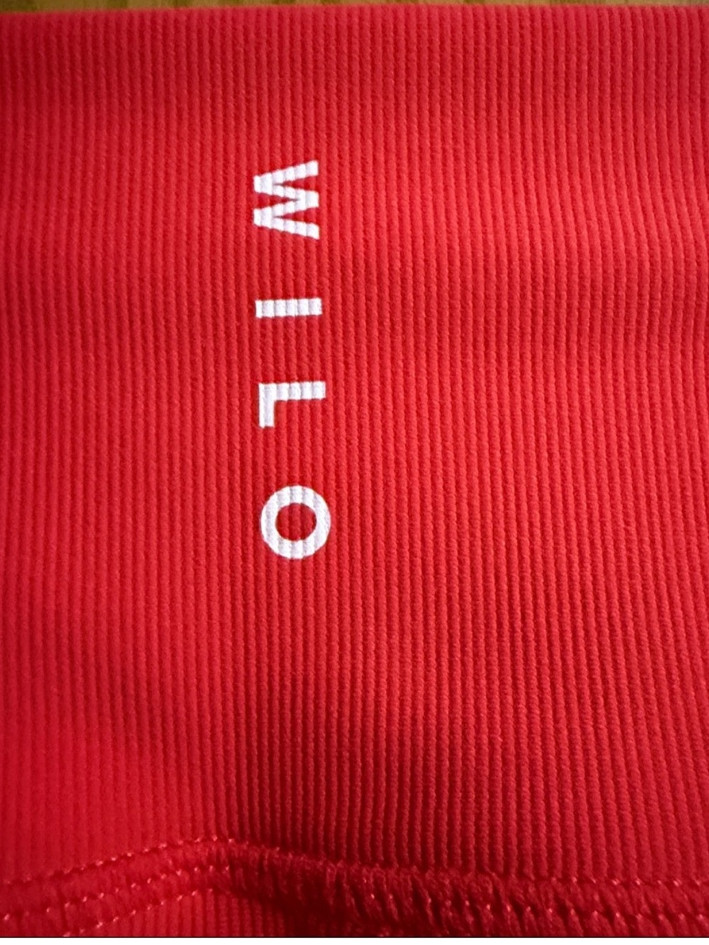 WILO The Label Red Ripped High-Waisted Leggings & Top Set - Picture 5 of 6